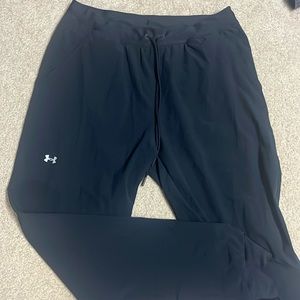 Black under armour joggers